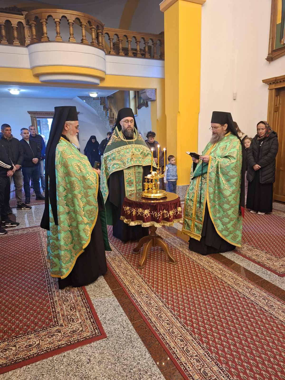 Бденије уочи празника Цвијети — фотографија 3