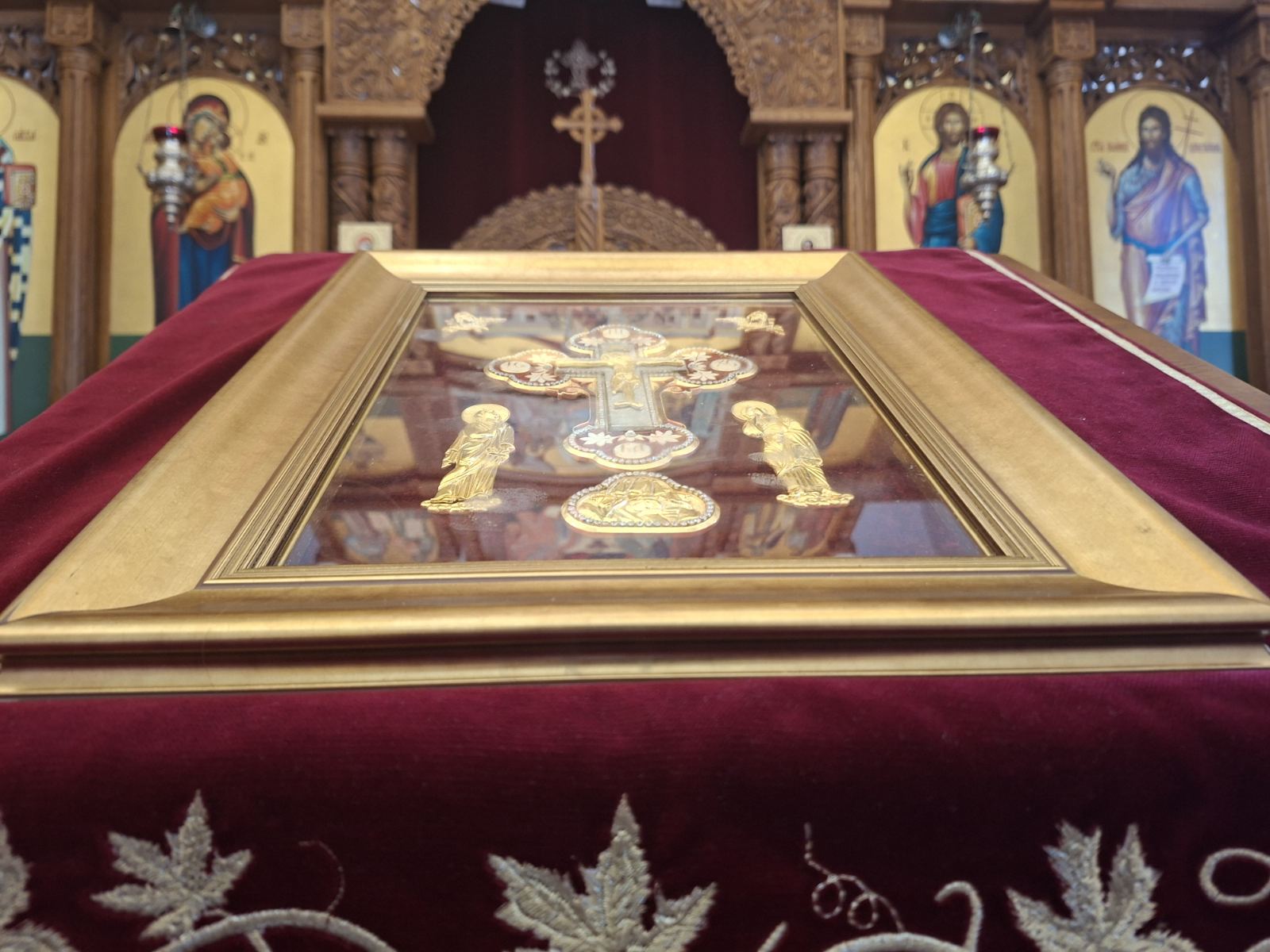 Трећа недјеља Великог и Часнога поста! КРСТОПОКЛОНА!