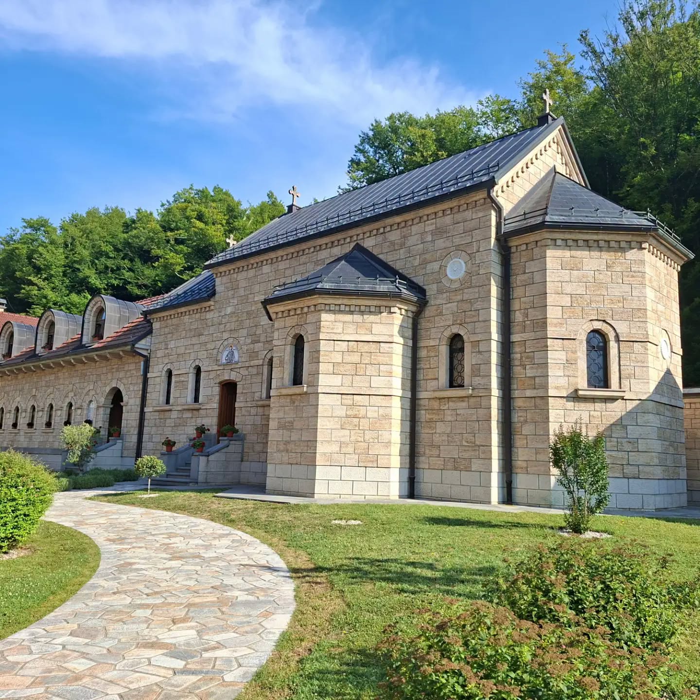Слава наше манастирске капеле — фотографија 1