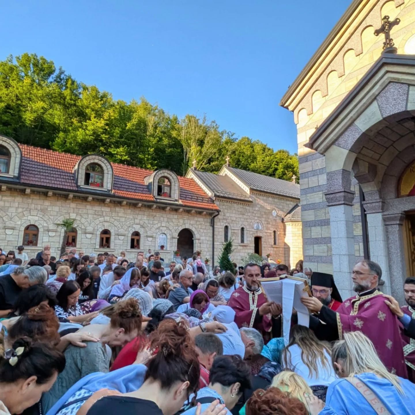 Света тајна Јелеосвећања у нашем манастиру! — фотографија 1