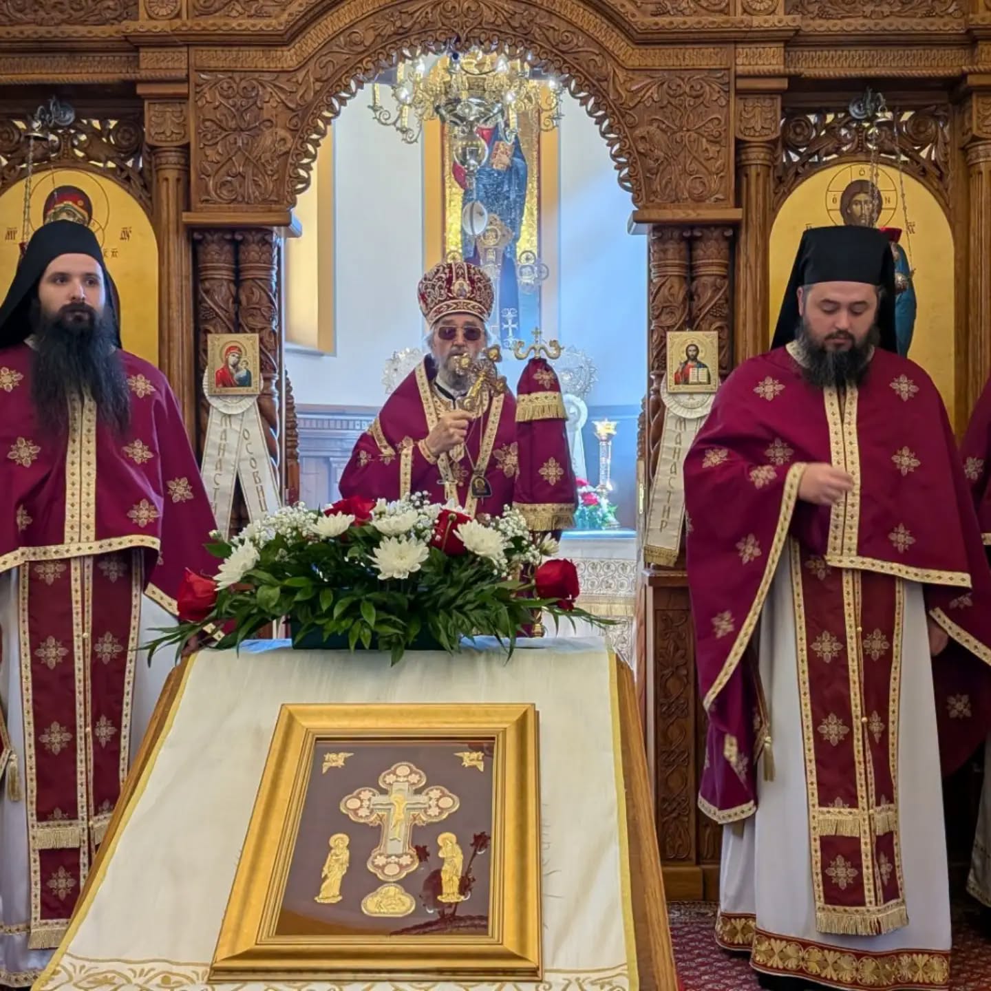 Света архијерејска Литургија и молитвени помен јеромонаху Митрофану — фотографија 9